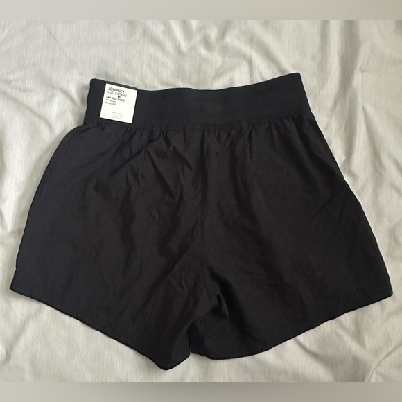 Calia Journey Collection Mid-Rise Short - Picture 2 of 3